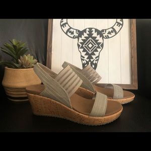 Size 6 Wedges